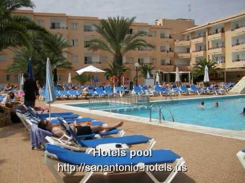 San Antonio Hotels - Cheap & Luxury Hotels - Riverwalk & Downtown