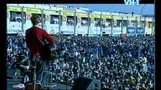 Neil Finn - She Will Have Her Way (Rock am Ring, 15th June 1998)