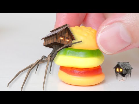 Making a Burger for My Pet House Head Sam 🍔🕷️