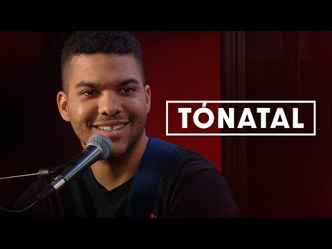 Unnsteinn - Er þetta ást? (Live á RÚV)