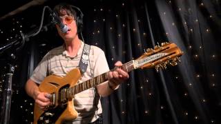 Mikal Cronin - vi) Circle (Live on KEXP)