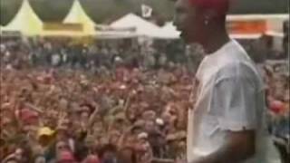 N.E.R.D run to the sun & stay together live pinkpop