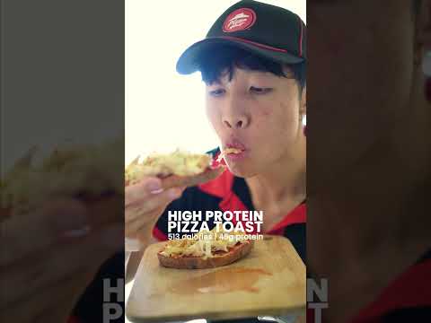 Easy high protein pizza toast for those who can't cook