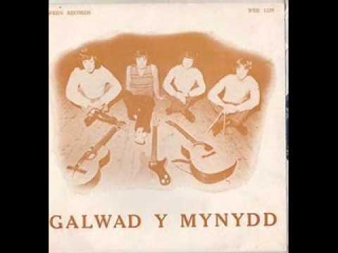 GALWAD Y MYNYDD cân Cadwaladr (welsh magic folk)