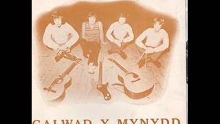 GALWAD Y MYNYDD cân Cadwaladr (welsh magic folk)
