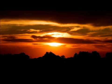 Mysterious Movement - Lift Me Up (Original Mix)