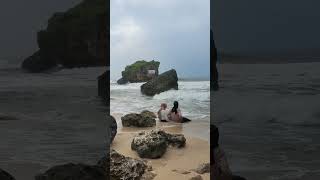 Download lagu #pantai di #gunungkidul #jogja #yogyakarta #pantaimesra #beach #travel #ombak nya besar! mp3