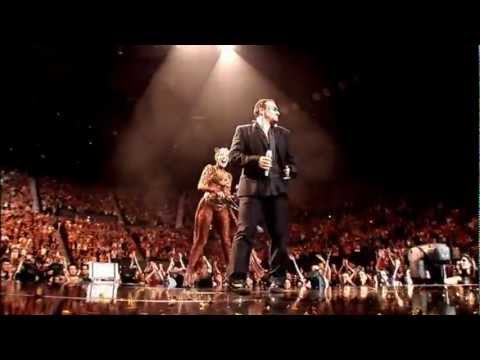 Kylie Minogue, Bono /U2/ - Kids /live/, Showgirl Homecoming Tour, Sydney, 12.11.2006