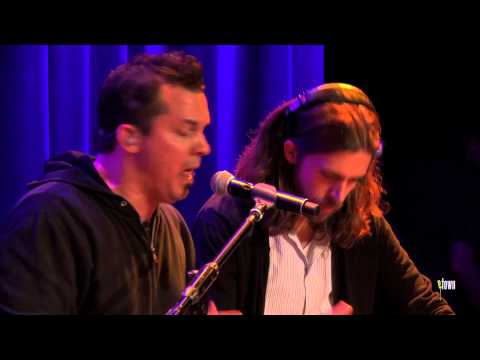 Atmosphere - "Bam" (eTown webisode #583)