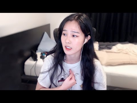 girl has mental breakdown from gaming