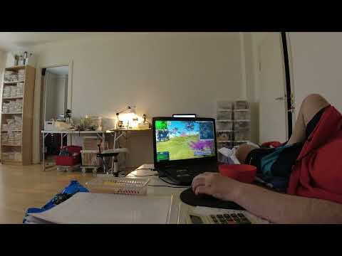 MongoTV_9368 - Del 3 - Spiser Skål Chips FREDAG -Miner i Online Spil Entropia Universe På En Trope Ø