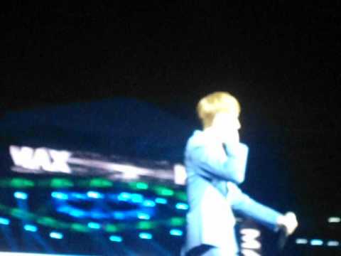 Changmin - Just The Way You Are Fancam SMTOWN Jakarta .AVI