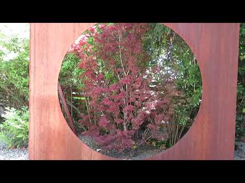 Hangulatos oldalkert ötletek - Erdei kerti megoldások - kertépítés, kerttervezés #kertépítés