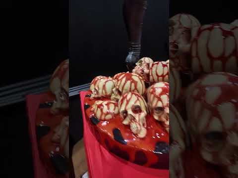 Vampirella 1:2 Scale Statue Reveal | PCS x Dynamite Comics | SDCC 2025