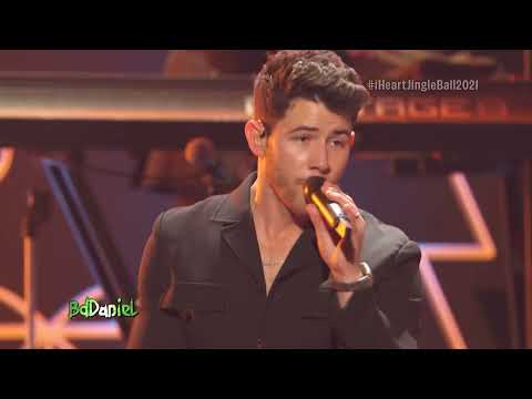 Jonas Brothers - Burnin' up (Live) Jingle Ball 2021