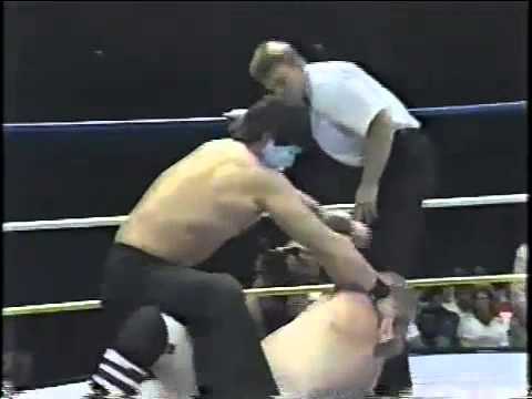 The Great Muta vs Dwayne Bruce