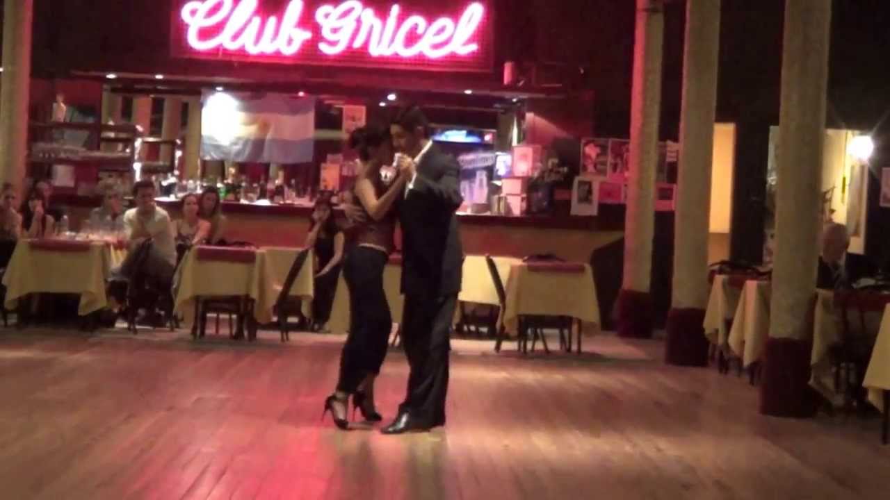 Jesica Gomez y Pablo Martinez Milonga "Que Tiempo Aquel"  Org. Clely Rugnone (Miércoles 20-11-13)