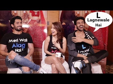 download lagu mp3 mp4 Sonu Ke Titu Ki Sweety Actors, download lagu Sonu Ke Titu Ki Sweety Actors gratis, unduh video klip Sonu Ke Titu Ki Sweety Actors