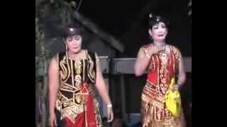 Download lagu TARI REMO JAWA TIMUR ASLI mp3