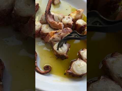 Você pode escolher seus próprios frutos do mar neste restaurante