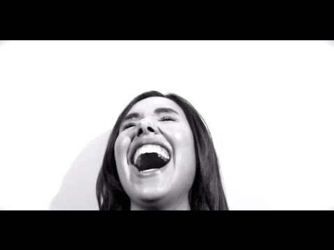 Basson Slämäri: Kristinia DeBarge