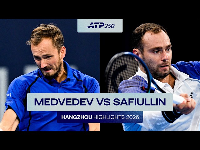 Даниил Медведев – Роман Сафиуллин – 2:0