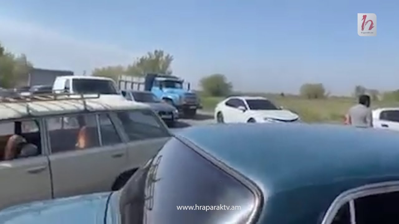 Բողոքի ակցիա. Աշտարակ-Էջմիածին մայրուղին փակ է