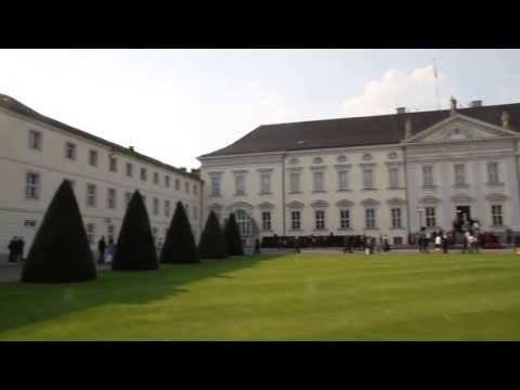 Fanfara Kalashnikov at the German President's Castle