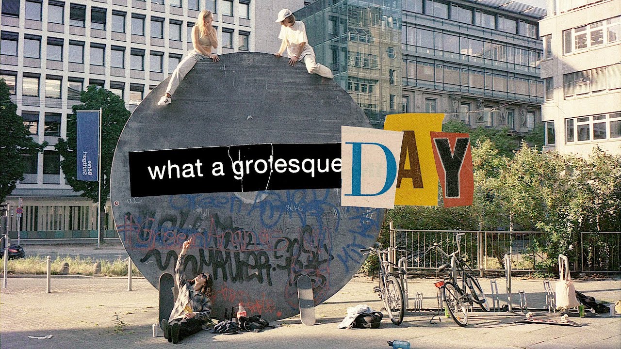 What a grotesque Day (Video Completo)
