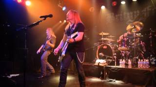 Britny Fox &quot;Long Way to Love&quot;