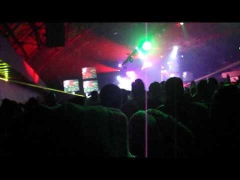 Beyond Wonderland 2011, Cosmic Gate, Ferry Corsten - Punk (Arty Rock n Rolla Mix)