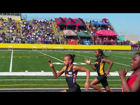 9- 10 yr old girls 100 meter dash, May 2, 2015