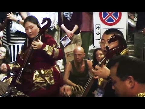 Mongolian khoomei, throat singing & Horsehead Fiddle Performance by Hosoo & Transmongolia