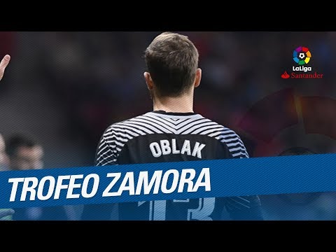 Jan Oblak - Zamora Trophy LaLiga Santander 2017/2018