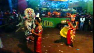 preview picture of video 'Kuda Lumping Temanggung Turonggo Seto, Gemulung Kaloran'