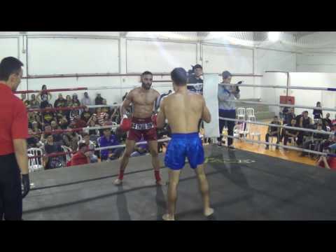 M4 Thai Cup 2 - Christian Frizzo (vermelho) vs Daniel Piragibe (azul) Round 2