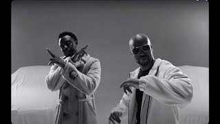 Sécurisé Lyrics English Translation