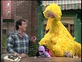 Sesame Street 3157 The Amazing Mumford Switches Personas With A Dog 1993