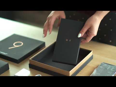 Распаковка ZTE Axon 9 Pro