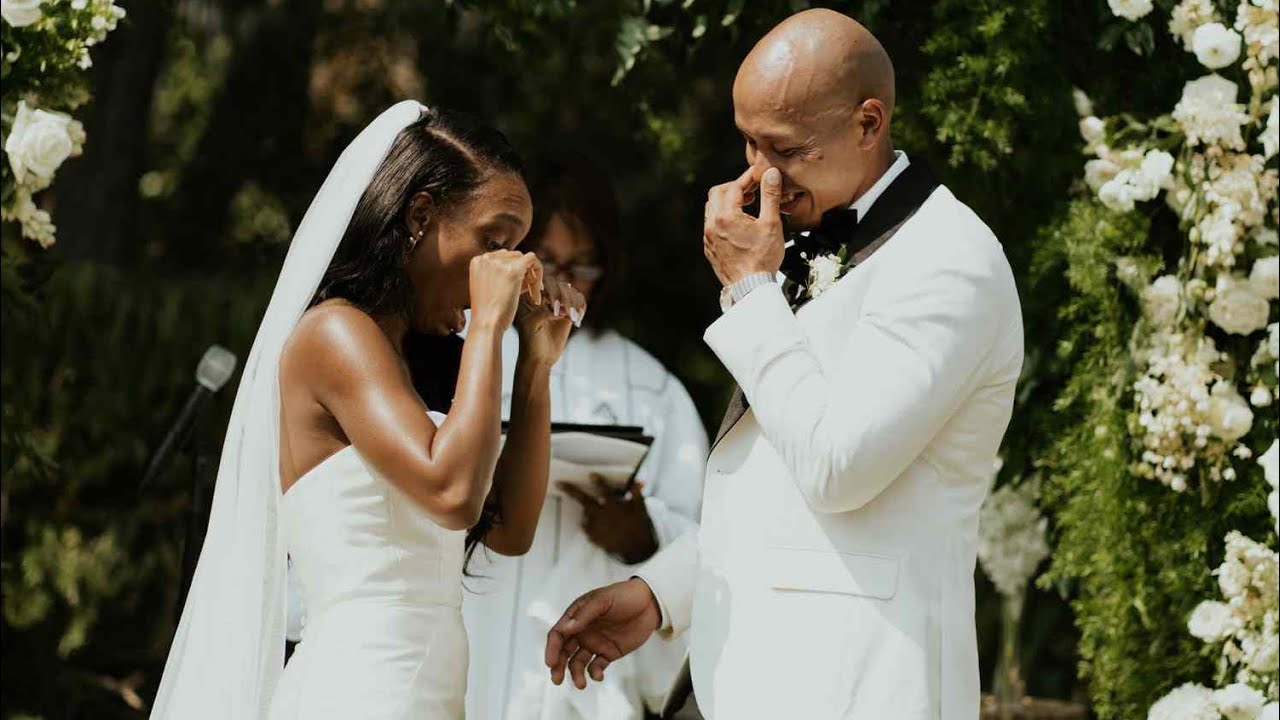 He said you’re bone of my bone 🎶 💍 This is for all the standers‼️Claim this word❗️❤️👰🏾‍♀️🤵🏽‍♂️