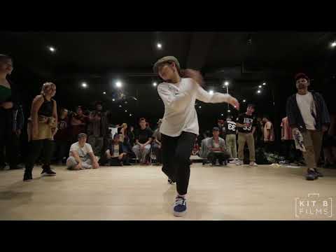 Honey and Maru VS Aristofunk and Glyphics [Top16] - Pop, Lock N' Waack It