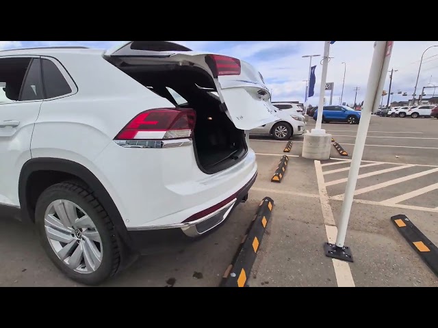 2020 Volkswagen ATLAS CROSS SPORT Execline in Cars & Trucks in Medicine Hat