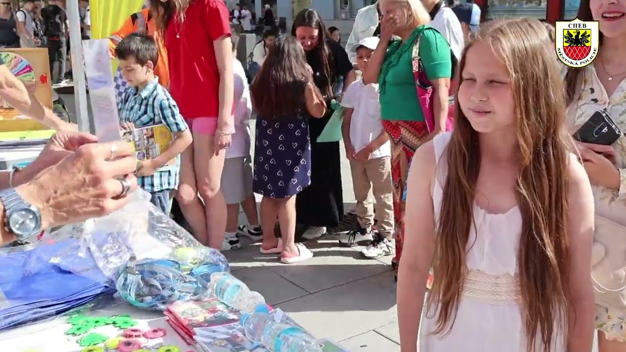 I poslední školní den zpestřili strážníci Městské policie v Chebu
