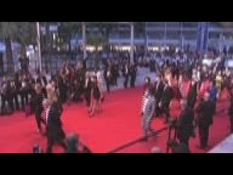 Catherine Corsini premieres 'La Fracture' in Cannes