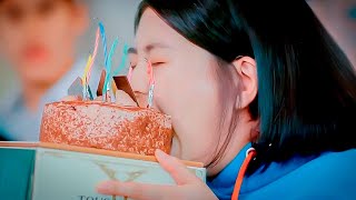 ela Emagrece 40 kg pra conquistar o garoto popular, mas no fim acaba ficando com seu amigo...