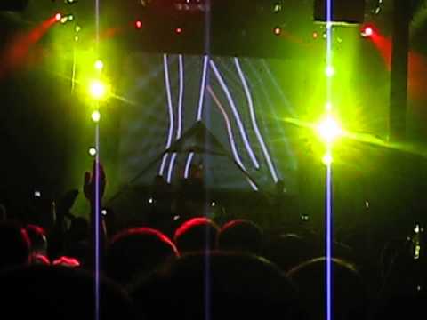 30. 08. 2013 - FUTURE SOUND OF EGYPT 300 - SaSaZu - Prague - BRYAN KEARNEY - 7