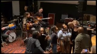 Rival Sons - Shooting Stars &quot;with Gospel Choirs&quot; Live