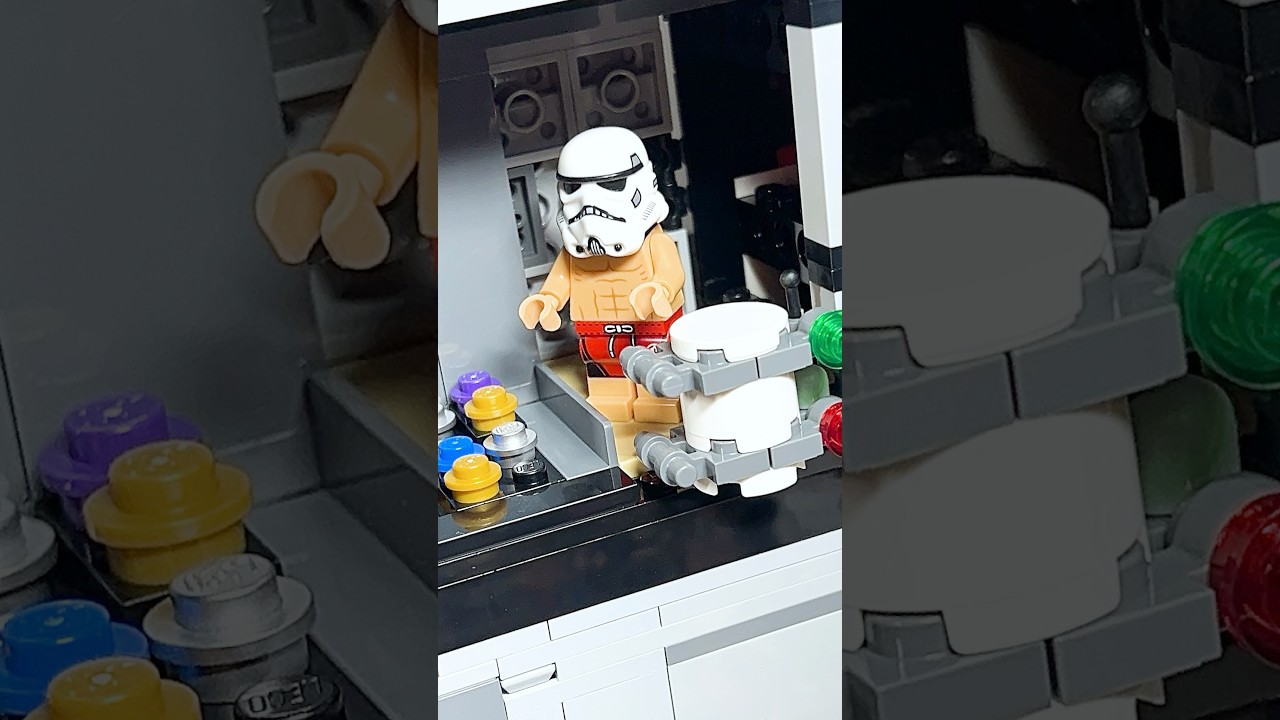 EVERY Easter Egg & Reference in the $1000 LEGO UCS Death Star