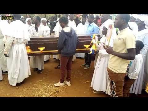 Hi ndio njia ya kila mmoja (church group of light)