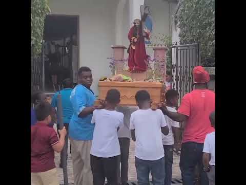 procesion de Niños en Labuga Livingston Izabal